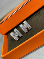 ⭐Miroze H STUD EARRINGS WITH SILVER DIAMONDS