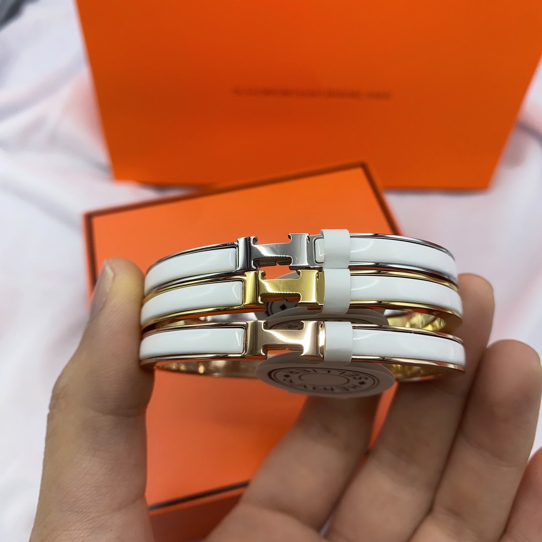[⭐Miroze]CLASSIC HM CLIC WHITE 8MM ENAMEL BRACELET