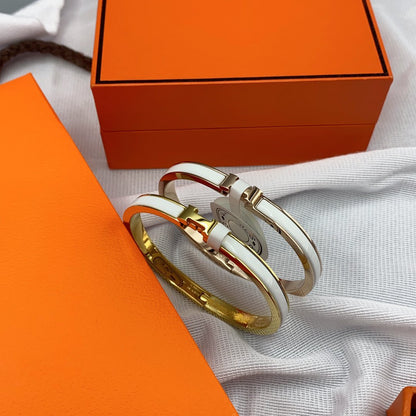 [⭐Miroze]CLASSIC HM CLIC WHITE 8MM ENAMEL BRACELET
