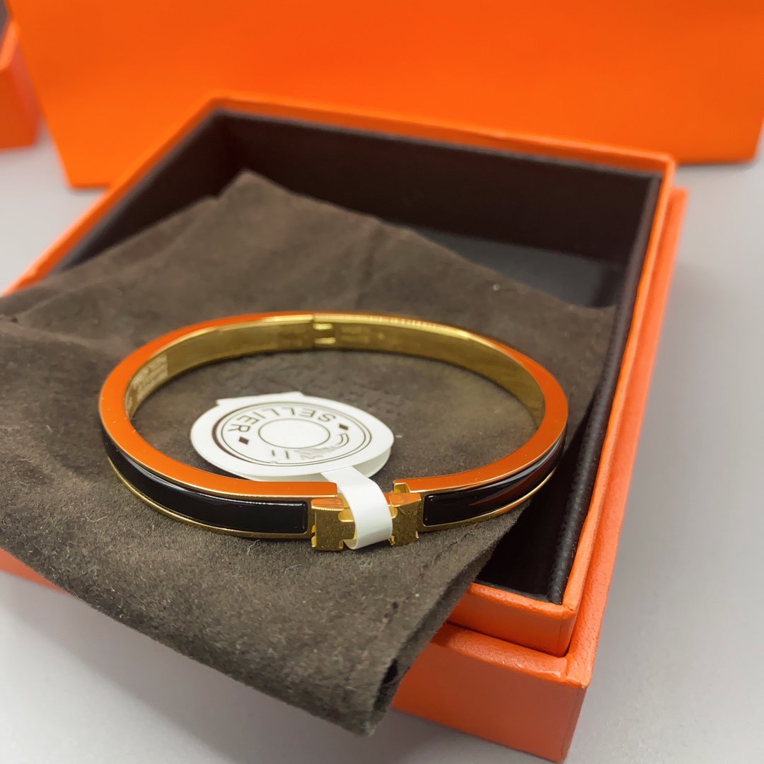 ⭐Miroze CLASSIC HM CLIC BLACK 8MM ENAMEL BRACELET