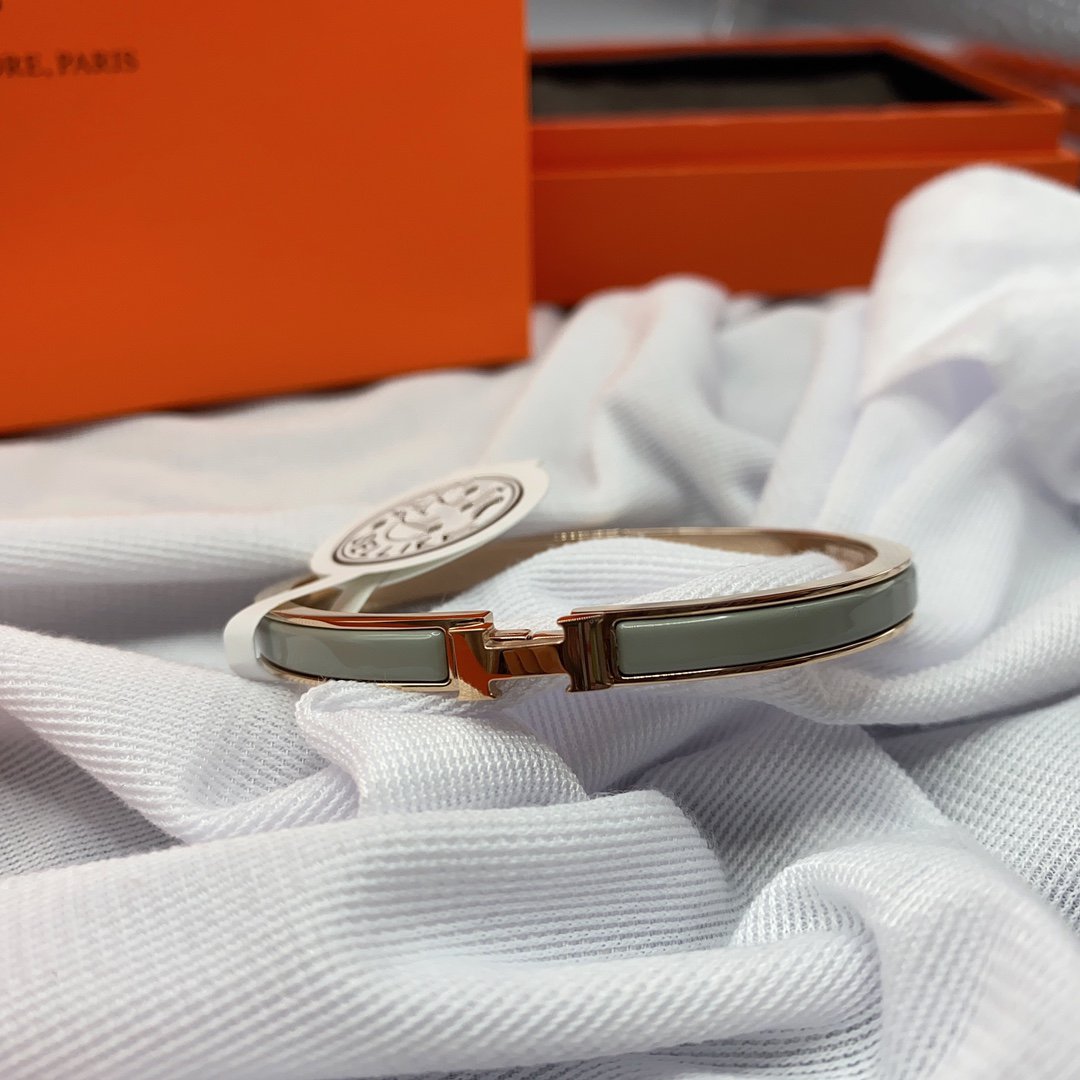 ⭐Miroze CLASSIC HM CLIC GREEN 8MM ENAMEL BRACELET