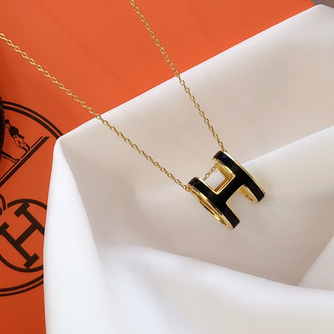 [⭐Miroze]HM CLIC BLACK ENAMEL GOLD NECKLACE