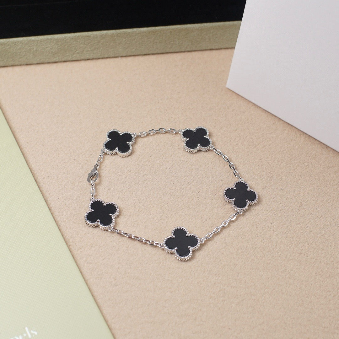 [⭐Miroze ]New CLOVER 5 MOTIF ONYXS BRACELET COLLECTION