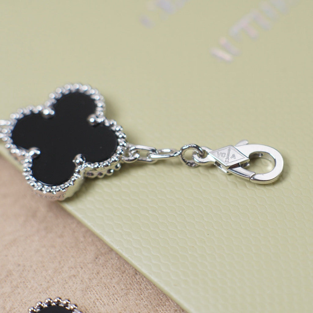 [⭐Miroze ]New CLOVER 5 MOTIF ONYXS BRACELET COLLECTION