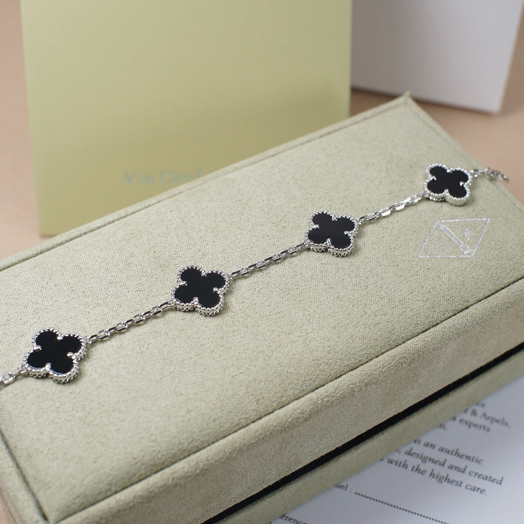 [⭐Miroze ]New CLOVER 5 MOTIF ONYXS BRACELET COLLECTION