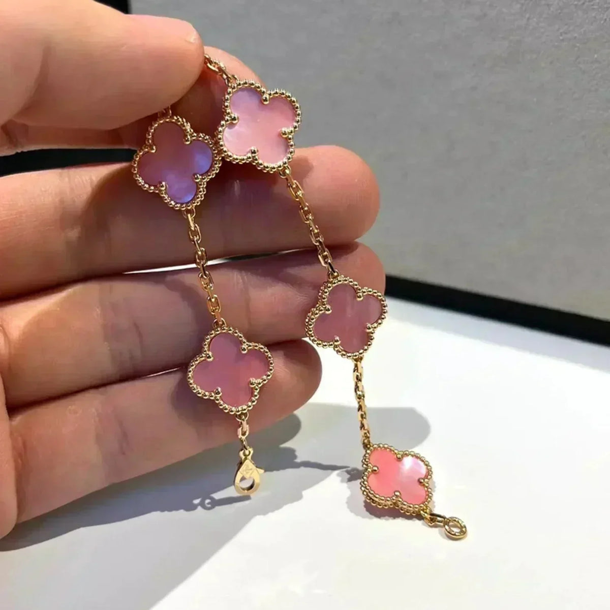 [⭐Miroze] CLOVER 5 MOTIFS  PINK MOP BRACELET COLLECTION