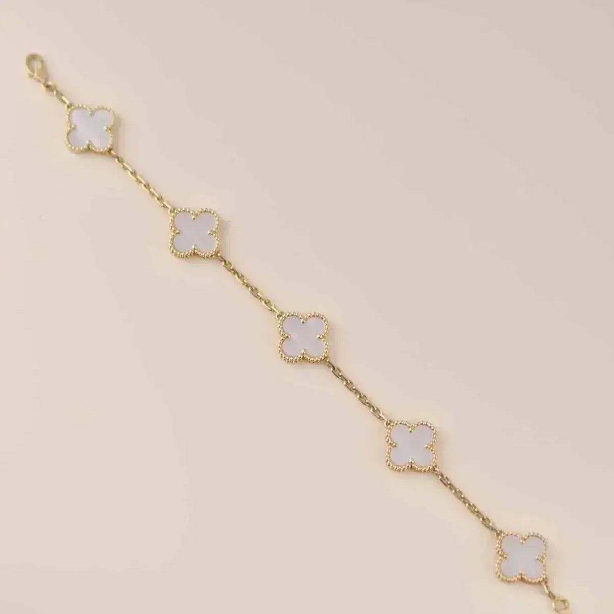 [⭐Miroze ]New CLOVER WHITE PEARL MOP 5 MOTIF BRACELET COLLECTION