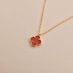 ⭐Miroze CLOVER MINI 9.5MM WHITE CARNELIANS NECKLACE