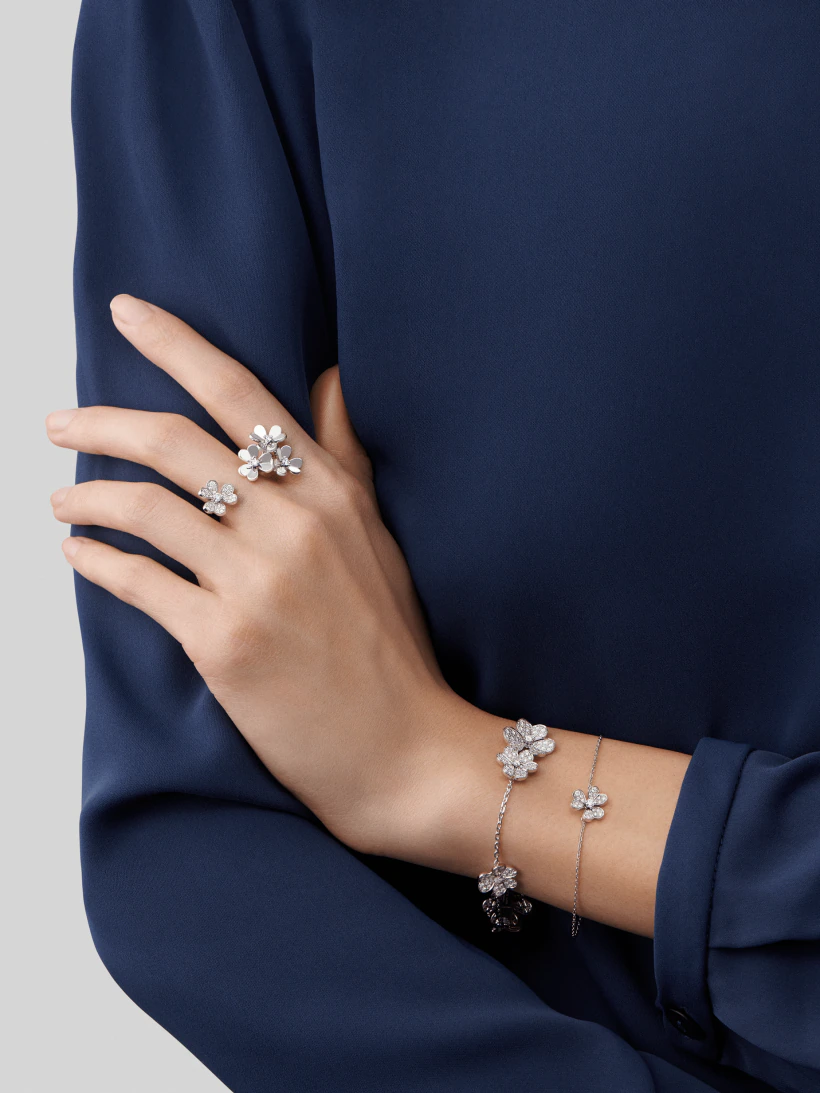 ⭐Miroze FRIVOLE SILVER FLOWER DIAMOND BRACELET