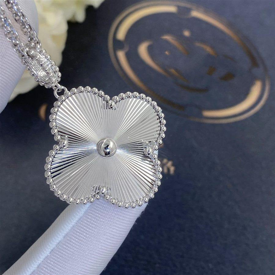 ⭐Miroze CLOVER 25MM SILVER BIG CLOVER NECKLACE