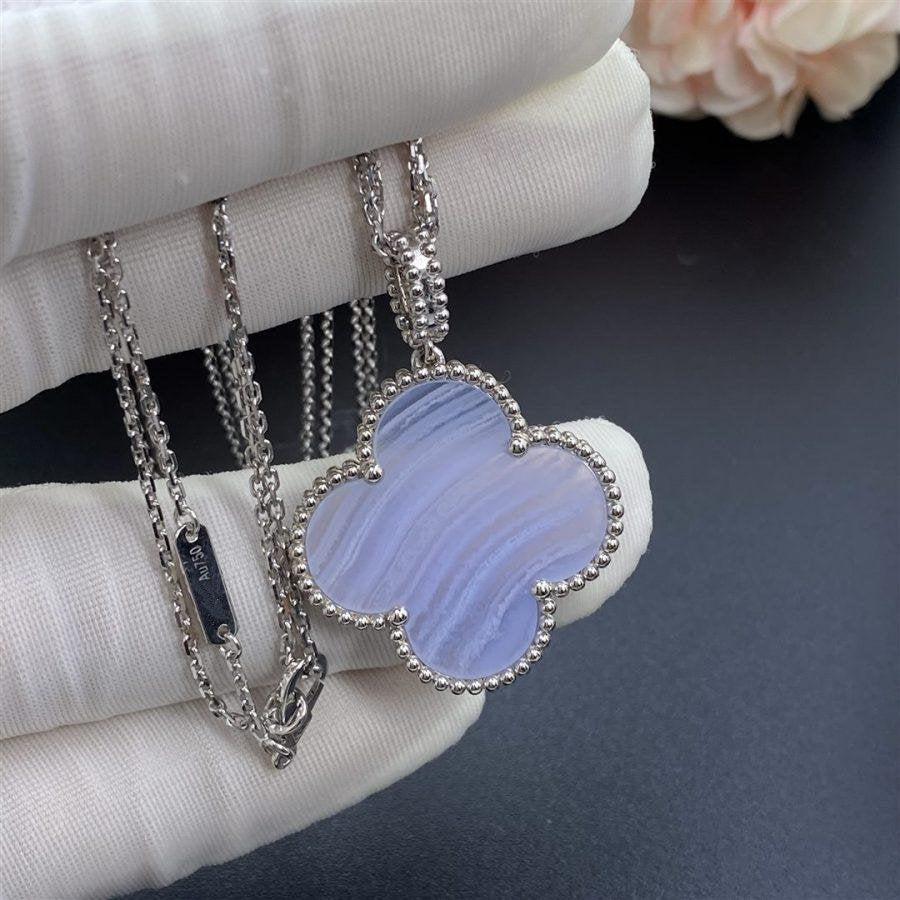 ⭐Miroze CLOVER SILVER CHALCEDONY BIG CLOVER NECKLACE