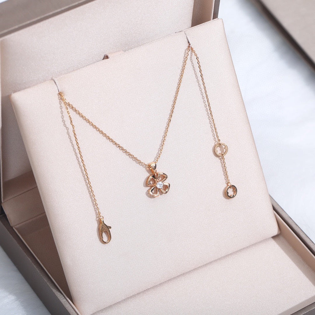 [⭐Veya]FIOREVER NECKLACE DIAMOND CENTER