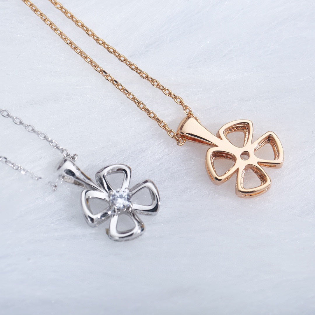 [⭐Veya]FIOREVER NECKLACE DIAMOND CENTER