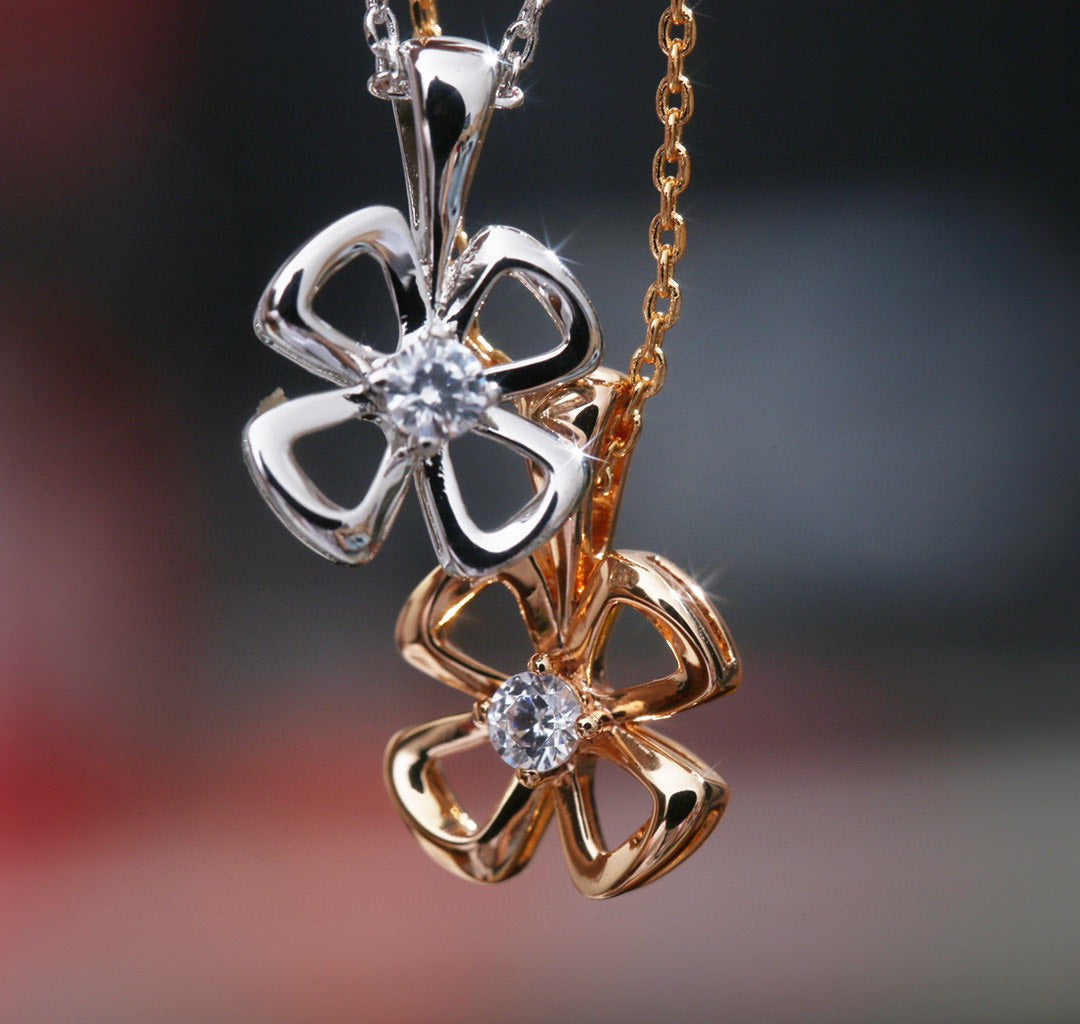 [⭐Miroze]FIOREVER NECKLACE DIAMOND CENTER