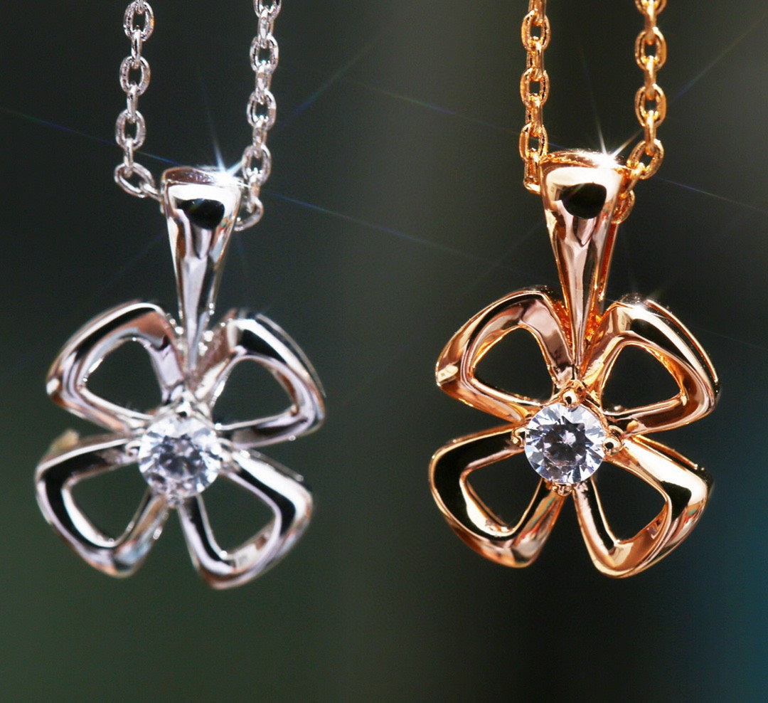 [⭐Veya]FIOREVER NECKLACE DIAMOND CENTER