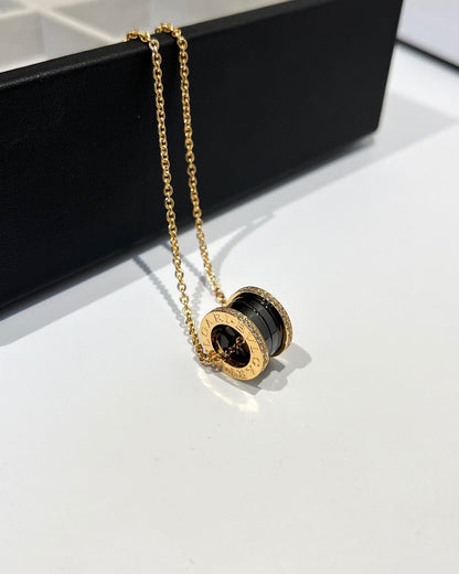 [⭐Miroze]ZERO 1 BLACK CERAMIC DIAMOND PINK GOLD NECKLACE