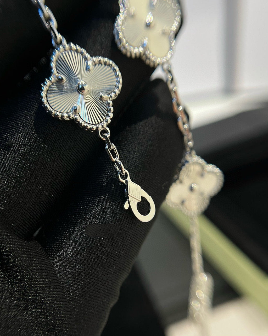 [⭐Miroze ]New  CLOVER 5 MOTIF LASER BRACELET COLLECTION