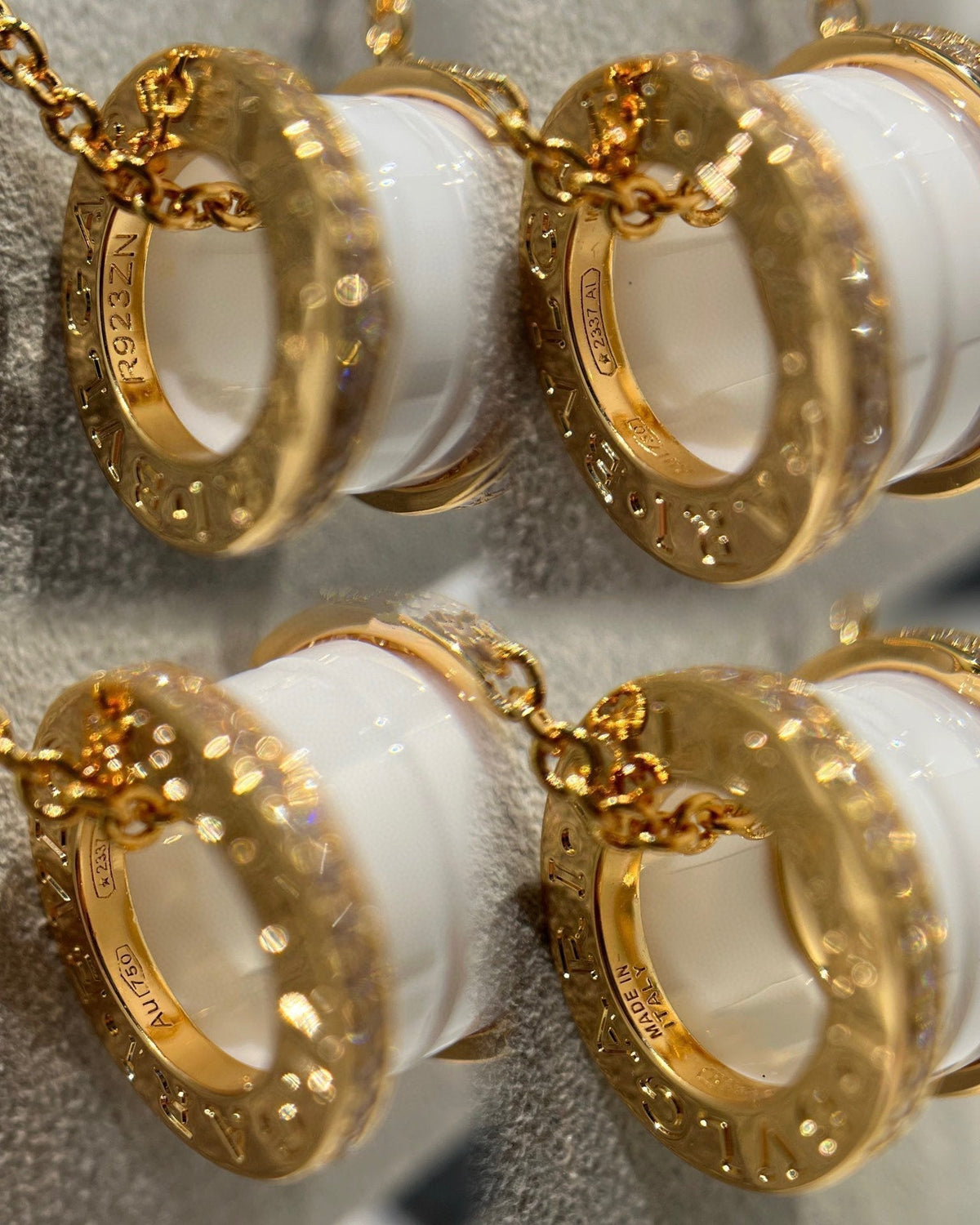 [⭐Veya]ZERO 1 WHITE CERAMIC DIAMOND PINK GOLD NECKLACE